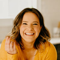Sara Nelson