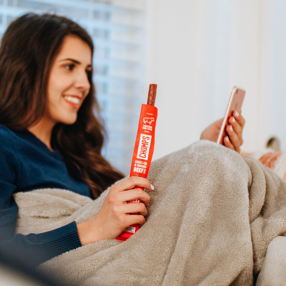 woman looking up how long does beef jerky last